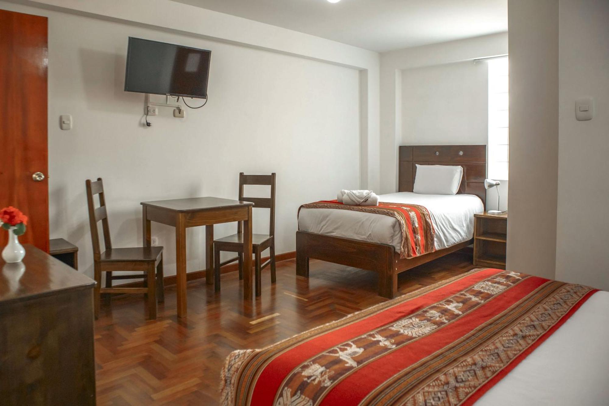Hotel Del Prado Hometown 3*